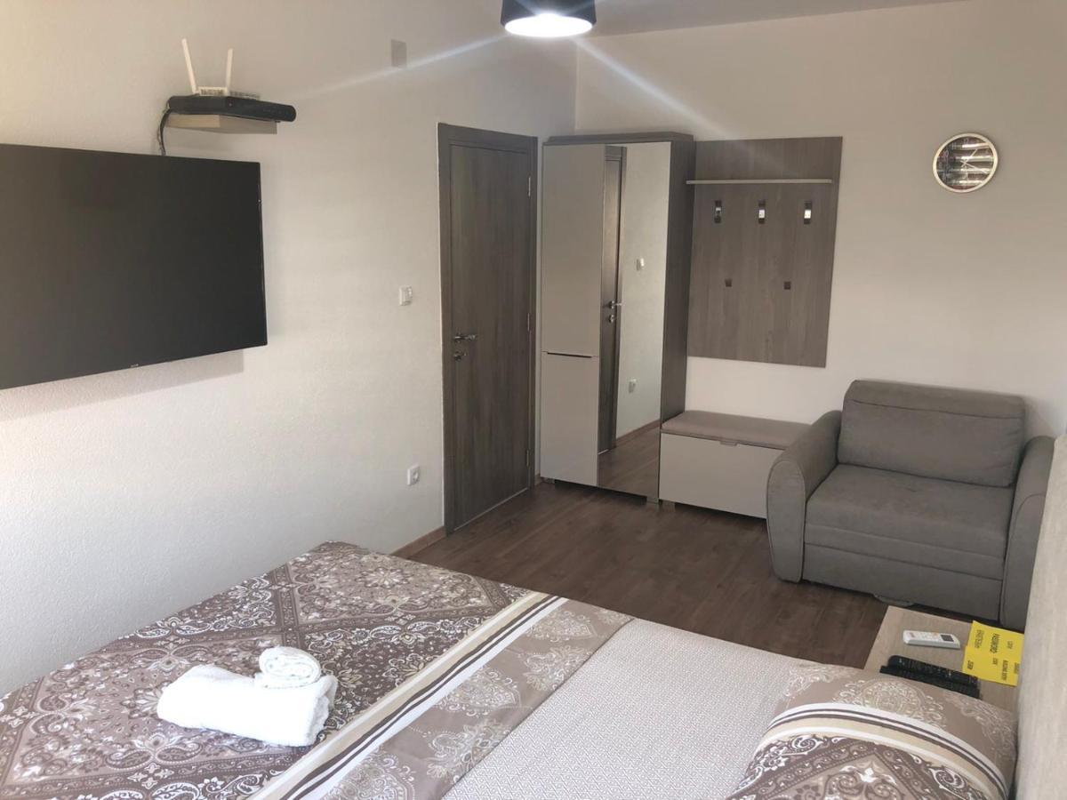 Renta Stan Apartman Odmor Apartment Podgorica Exterior photo